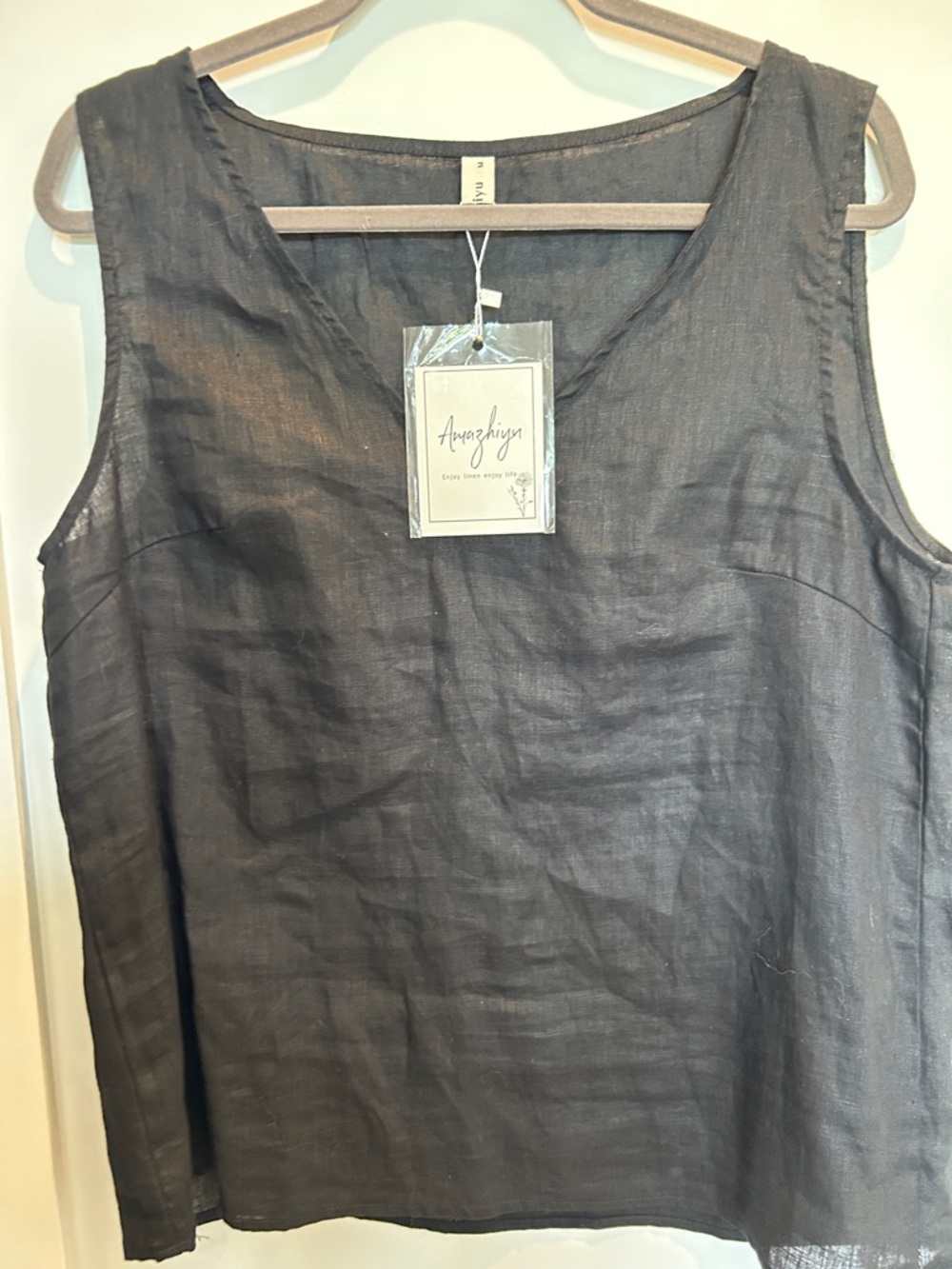 Awaguyin Black Linen Scoop Neck Tank Top
